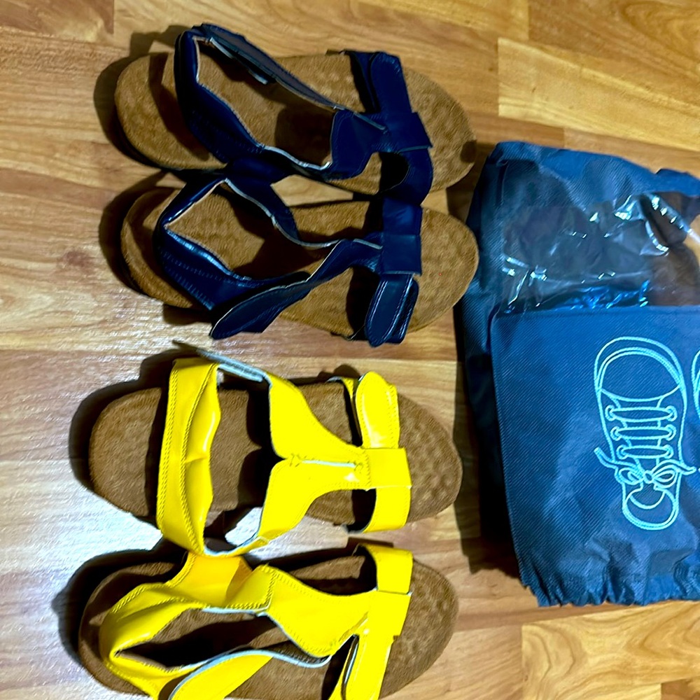 2 pairs of sandals